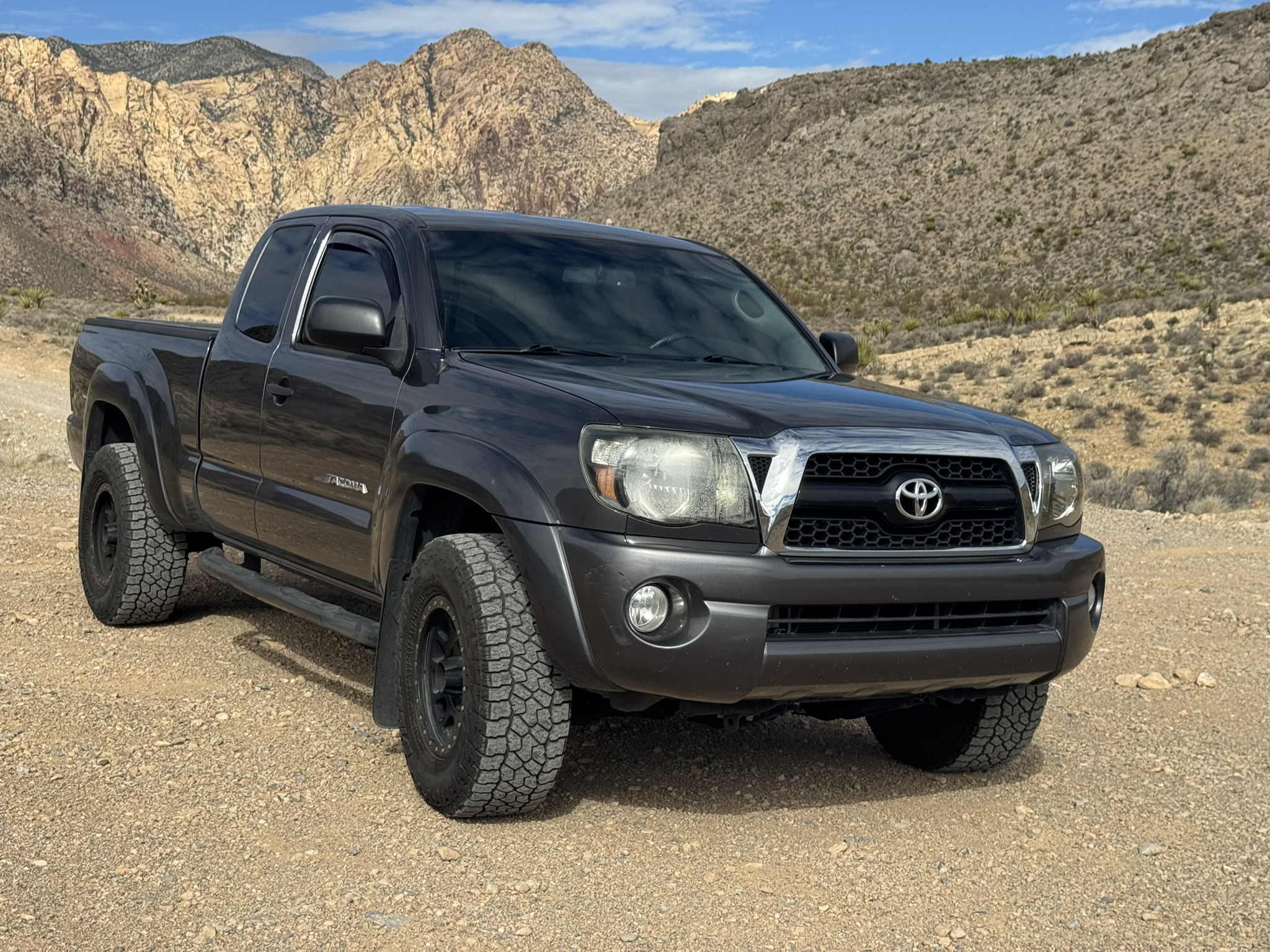 Used 2011 Toyota Tacoma 4x4 Access Cab V6 w/ SR5 Pkg #2 image 4