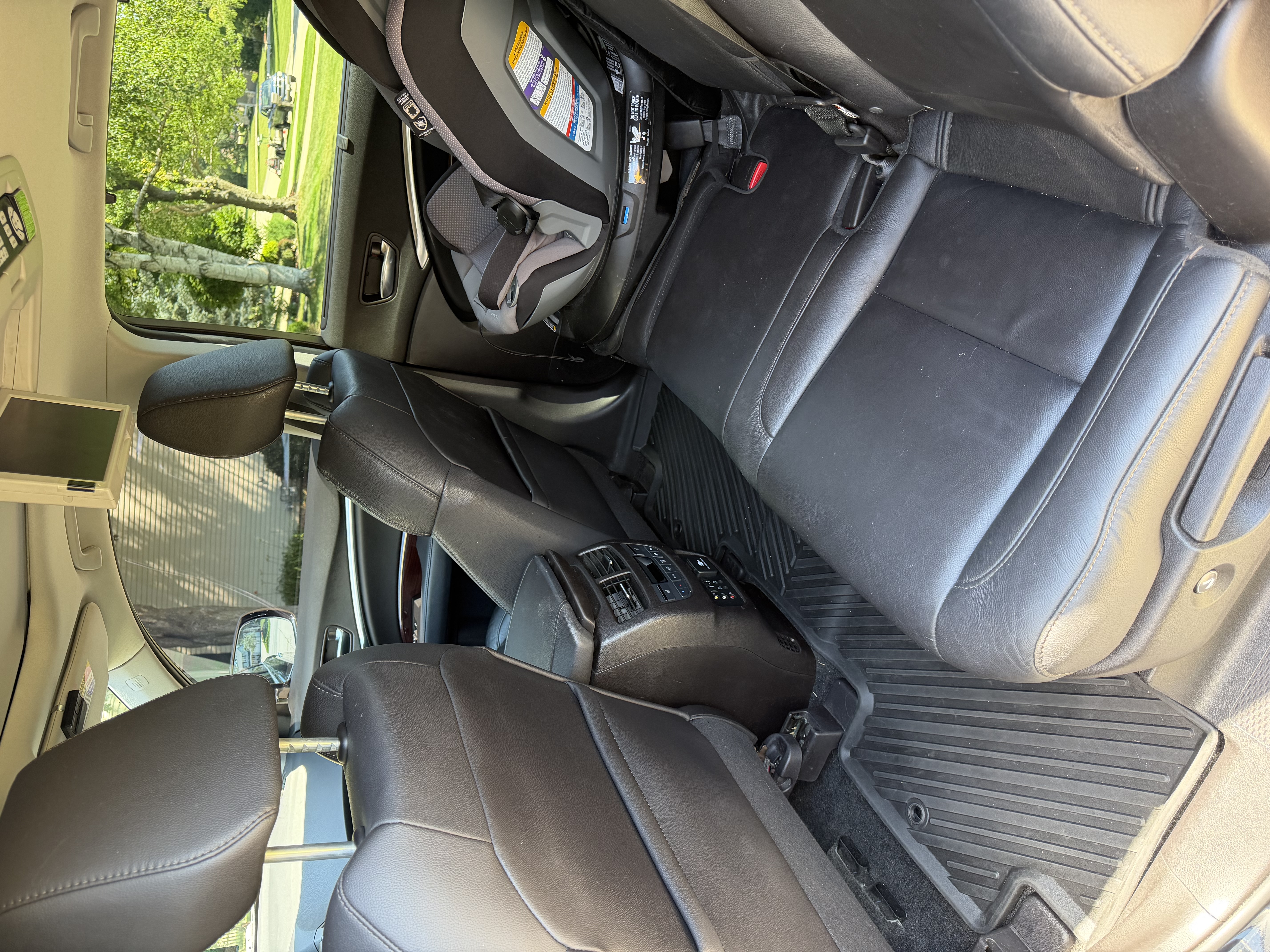Used 2016 Acura MDX SH-AWD w/ Tech & Entertainment image 12