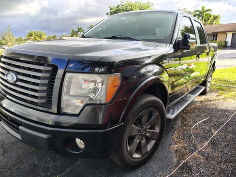 Used 2010 Ford F150 XL image 1