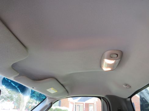 Used 2004 Ford F150 XL RWD image 12