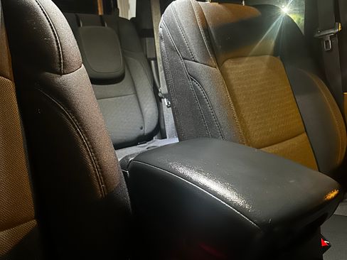 Used 2023 Jeep Wrangler Sport image 8