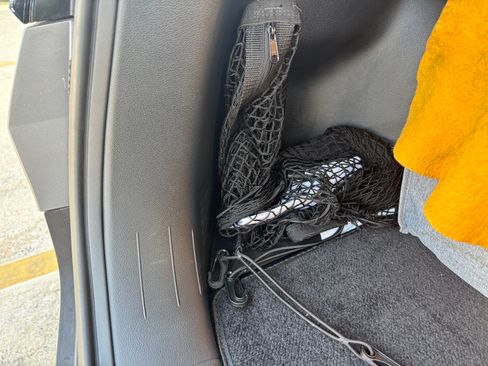 Used 2023 Kia Sportage EX image 10