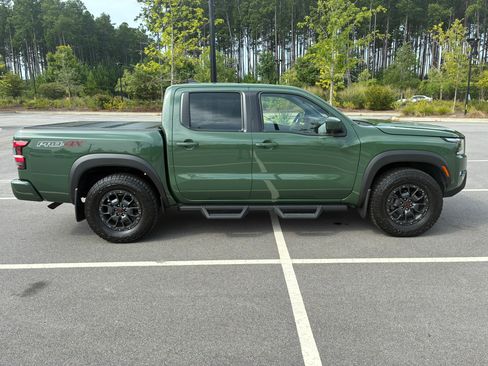 Used 2022 Nissan Frontier PRO-4X w/ Pro-4X Premium Package AWD/4WD image 4