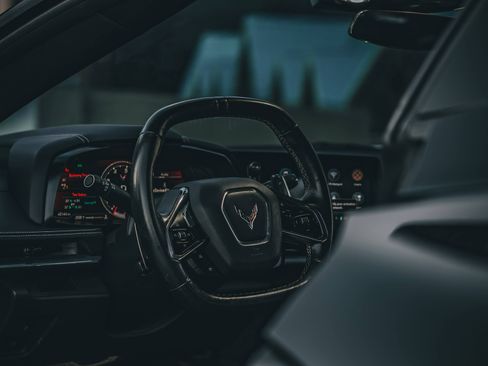 Used 2020 Chevrolet Corvette Stingray Coupe w/ 1LT image 11