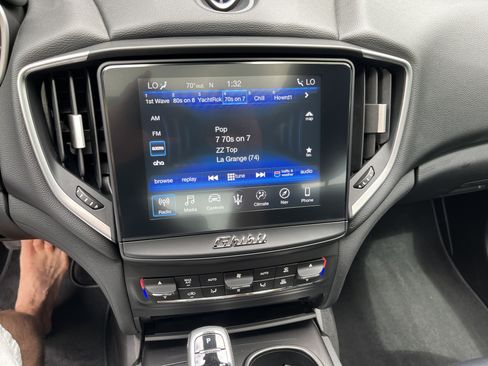 Used 2019 Maserati Ghibli RWD image 5