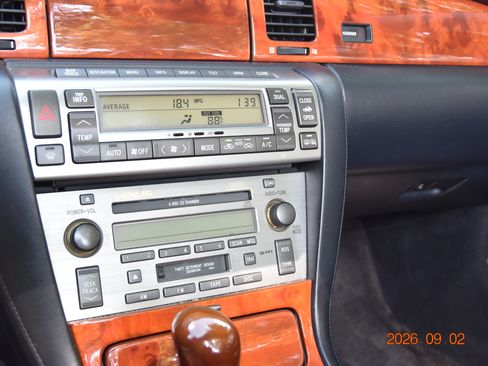 Used 2002 Lexus SC 430 Convertible RWD image 13