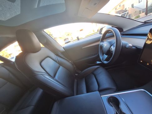 Used 2023 Tesla Model 3 Standard Range image 16