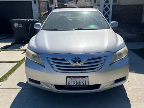 Used 2007 Toyota Camry LE image 1