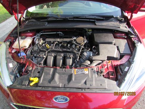Used 2015 Ford Focus SE FWD image 10
