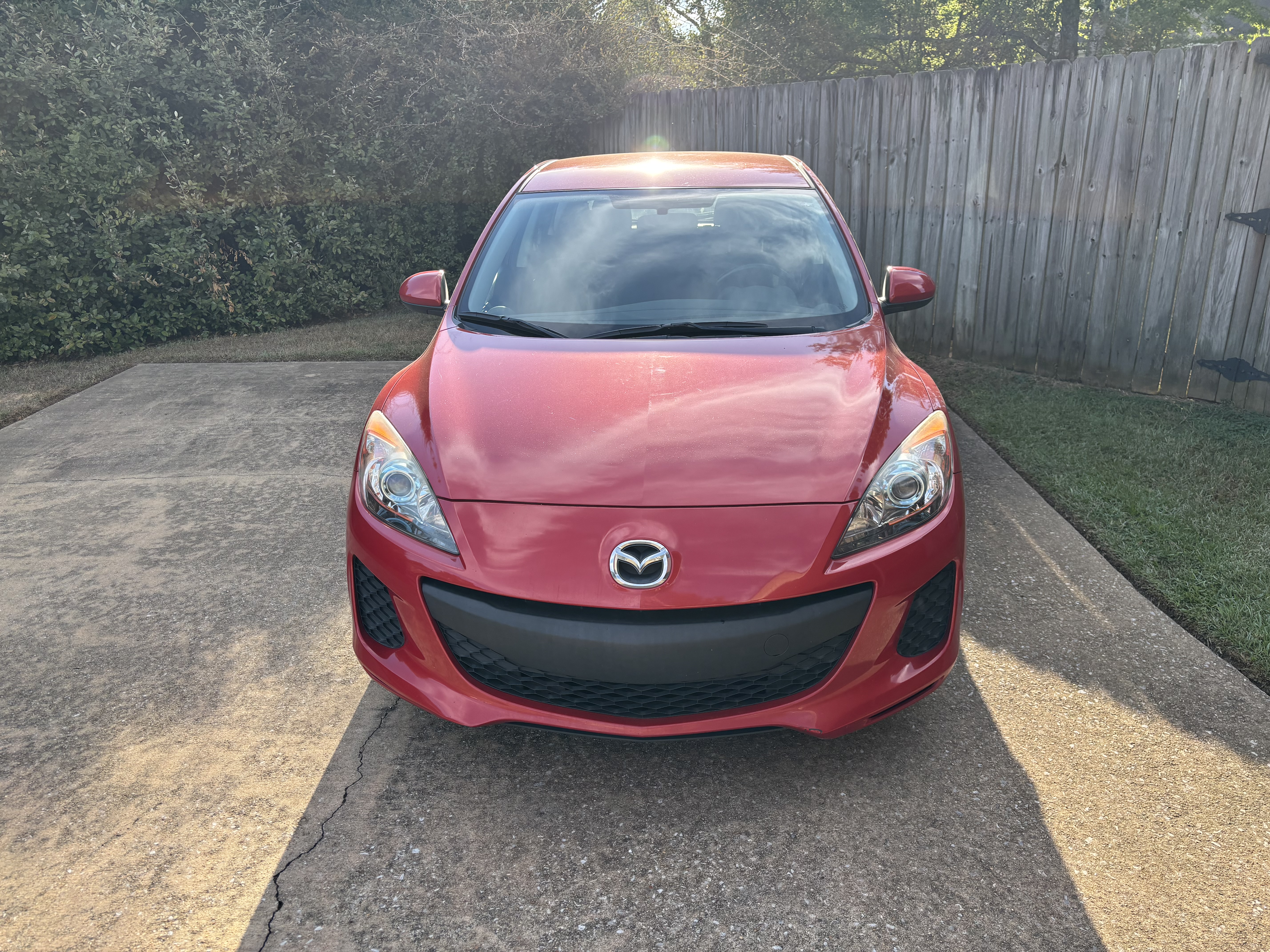 Used 2013 MAZDA MAZDA3 i Touring FWD image 1