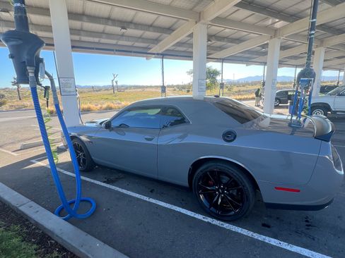 Used 2018 Dodge Challenger R/T w/ Blacktop Package image 2