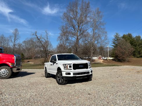 Used 2019 Ford F150 XL w/ Equipment Group 101A Mid image 2