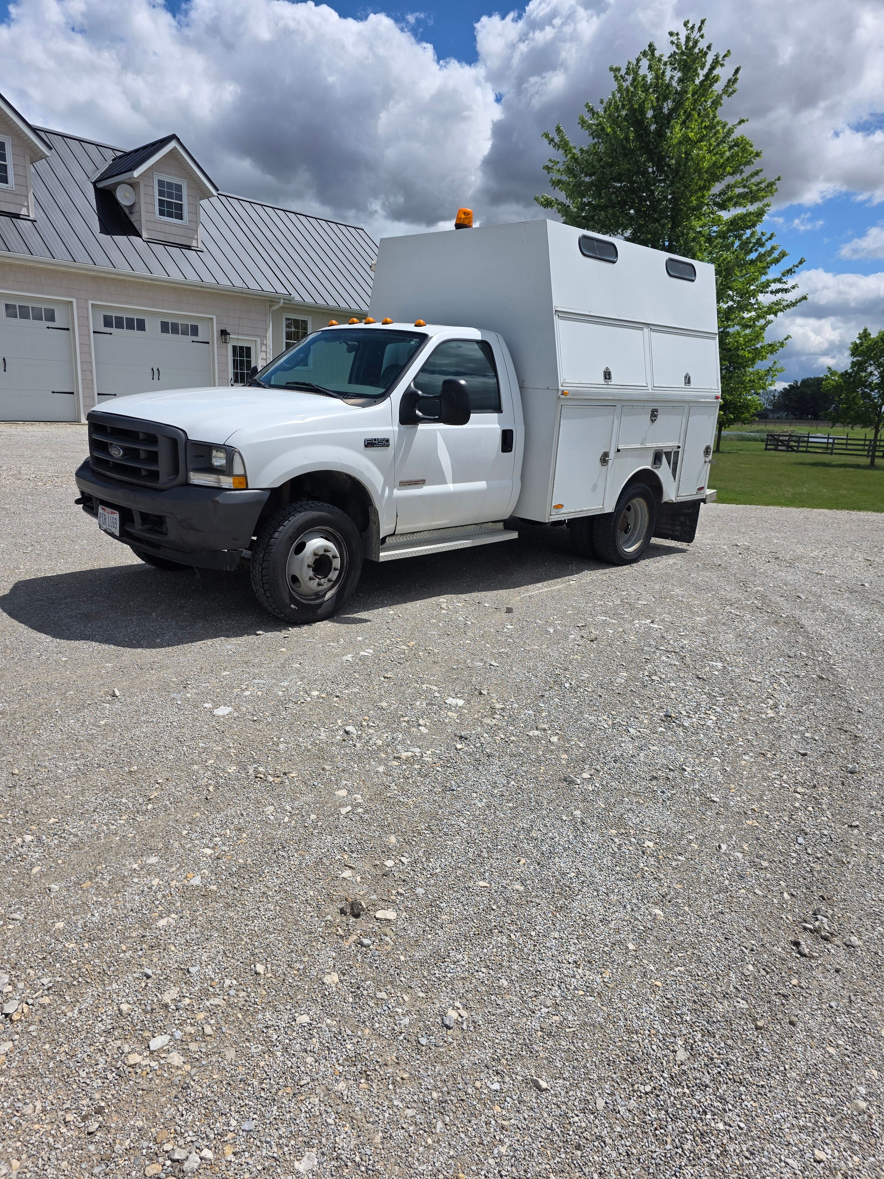 Used 2004 Ford F450 2WD Regular Cab Super Duty image 10