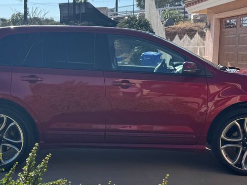 Used 2013 Ford Edge Sport w/ Driver Entry Pkg image 6