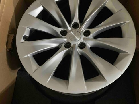 Used 2016 Tesla Model X Performance image 23