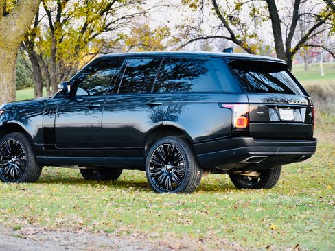 Used 2022 Land Rover Range Rover P525 Westminster Edition image 4