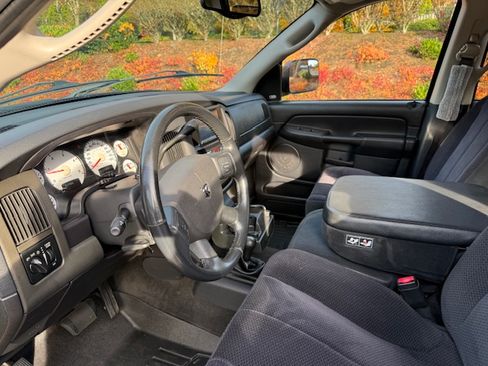 Used 2004 Dodge Ram 2500 Truck SLT w/ Trailer Tow Group image 8
