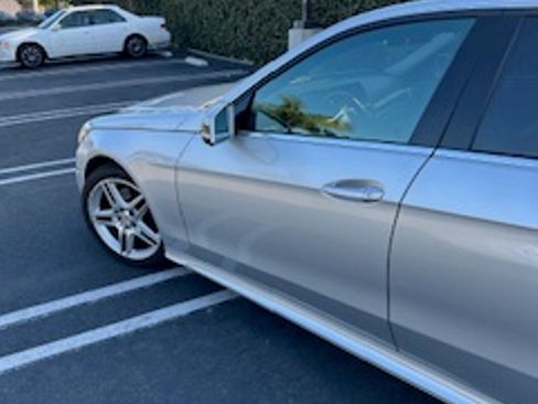 Used 2014 Mercedes-Benz E 350 Sedan image 25