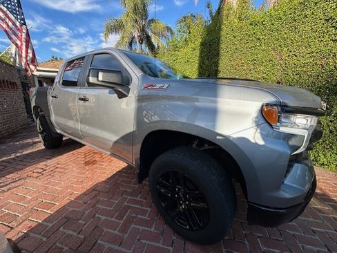 Used 2023 Chevrolet Silverado 1500 LT Trail Boss image 4