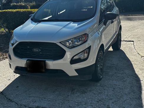Used 2020 Ford EcoSport S image 1