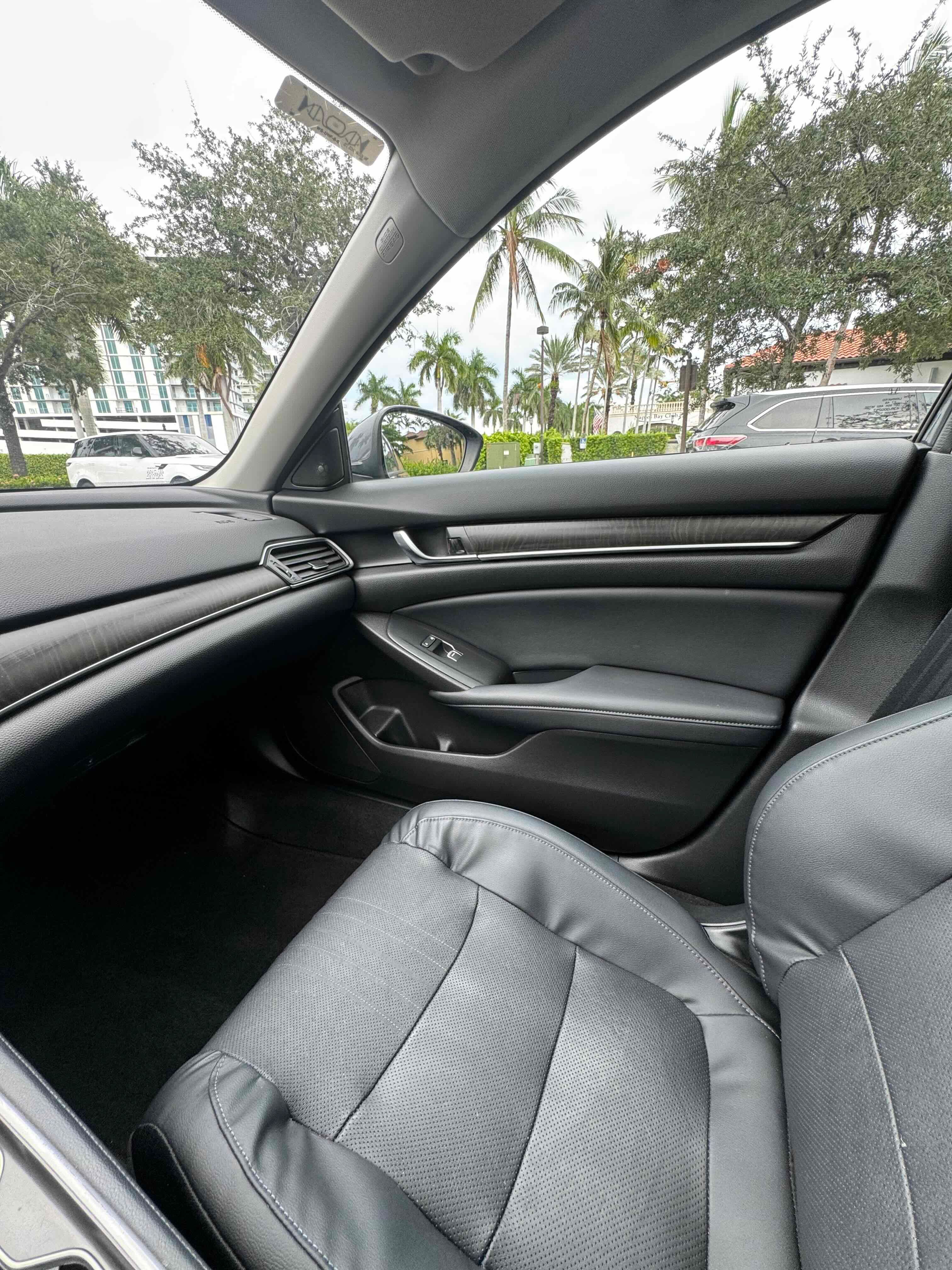 Used 2018 Honda Accord EX-L image 13