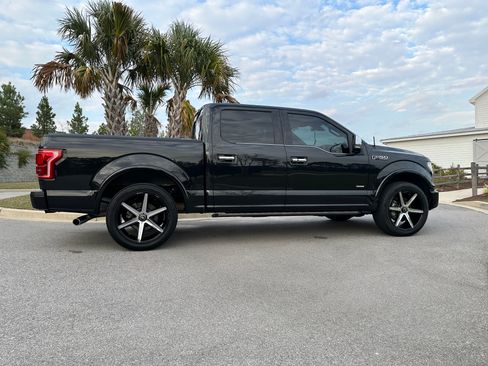 Used 2015 Ford F150 Platinum w/ Equipment Group 701A Luxury image 4