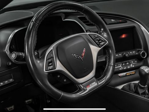 Used 2016 Chevrolet Corvette Z06 w/ Battery Protection Package image 16