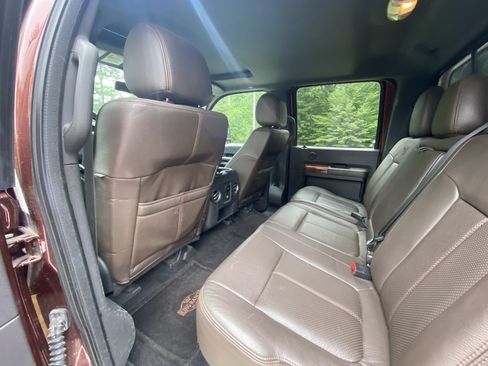 Used 2015 Ford F250 King Ranch w/ King Ranch Package AWD/4WD image 20