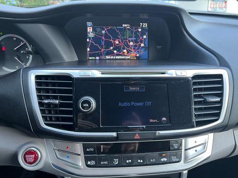 Used 2014 Honda Accord EX-L image 10