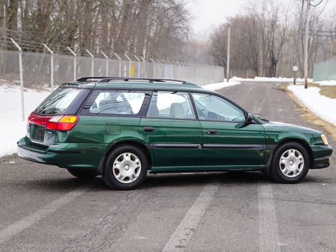Used 2000 Subaru Legacy L image 12