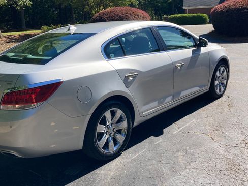 Used 2011 Buick LaCrosse CXS FWD image 8