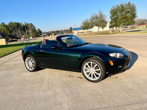 Used 2008 MAZDA MX-5 Miata Grand Touring w/ Premium Pkg RWD image 14