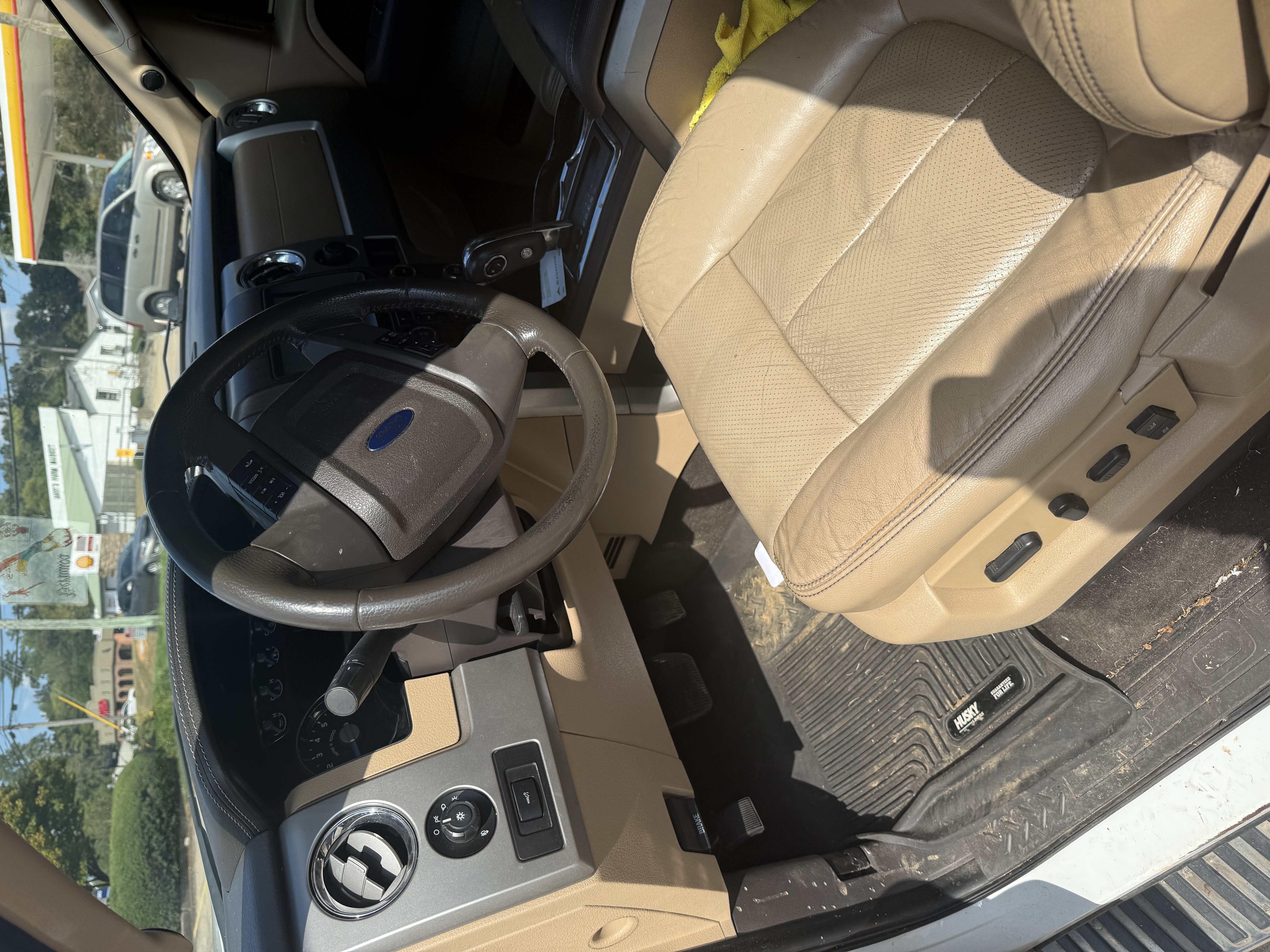 Used 2013 Ford F150 Lariat w/ Mid Equipment Group AWD/4WD image 13