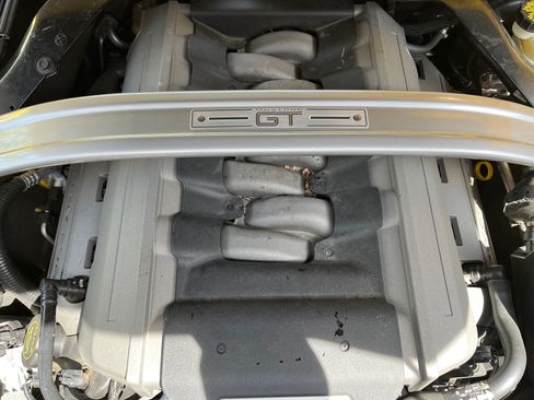 Used 2016 Ford Mustang GT Premium w/ Equipment Group 401A RWD image 13