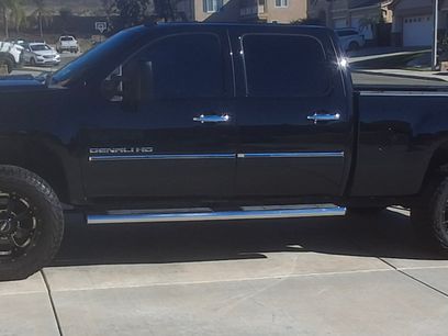 Used 2013 GMC Sierra 2500 Denali w/ Suspension Package, Off-Road