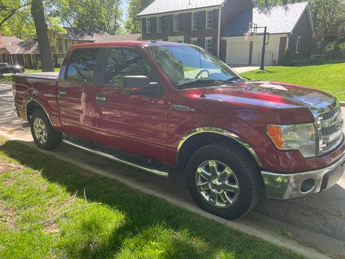 Used 2013 Ford F150 XLT w/ Luxury Equipment Group image 11