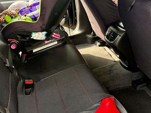 Used 2022 Chevrolet Malibu LT image 13