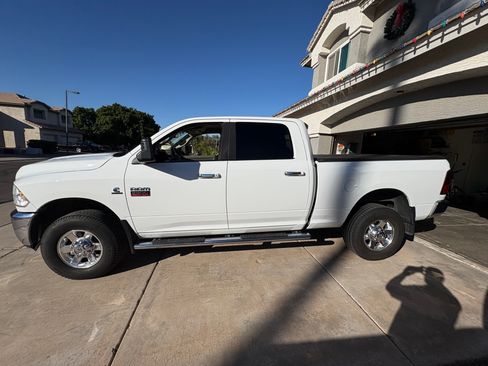 Used 2012 RAM 2500 Big Horn image 2