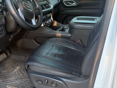 Used 2021 GMC Yukon SLE w/ Max Trailering Package image 19