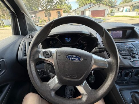 Used 2016 Ford Transit Connect XLT FWD image 1