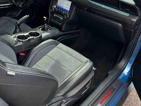 Used 2019 Ford Mustang Shelby GT350 w/ Technology Package RWD image 23