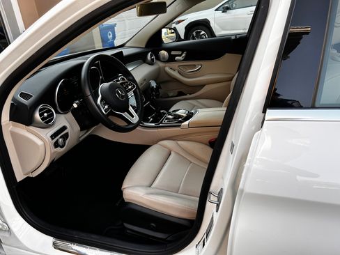 Used 2020 Mercedes-Benz C 300 Sedan image 10