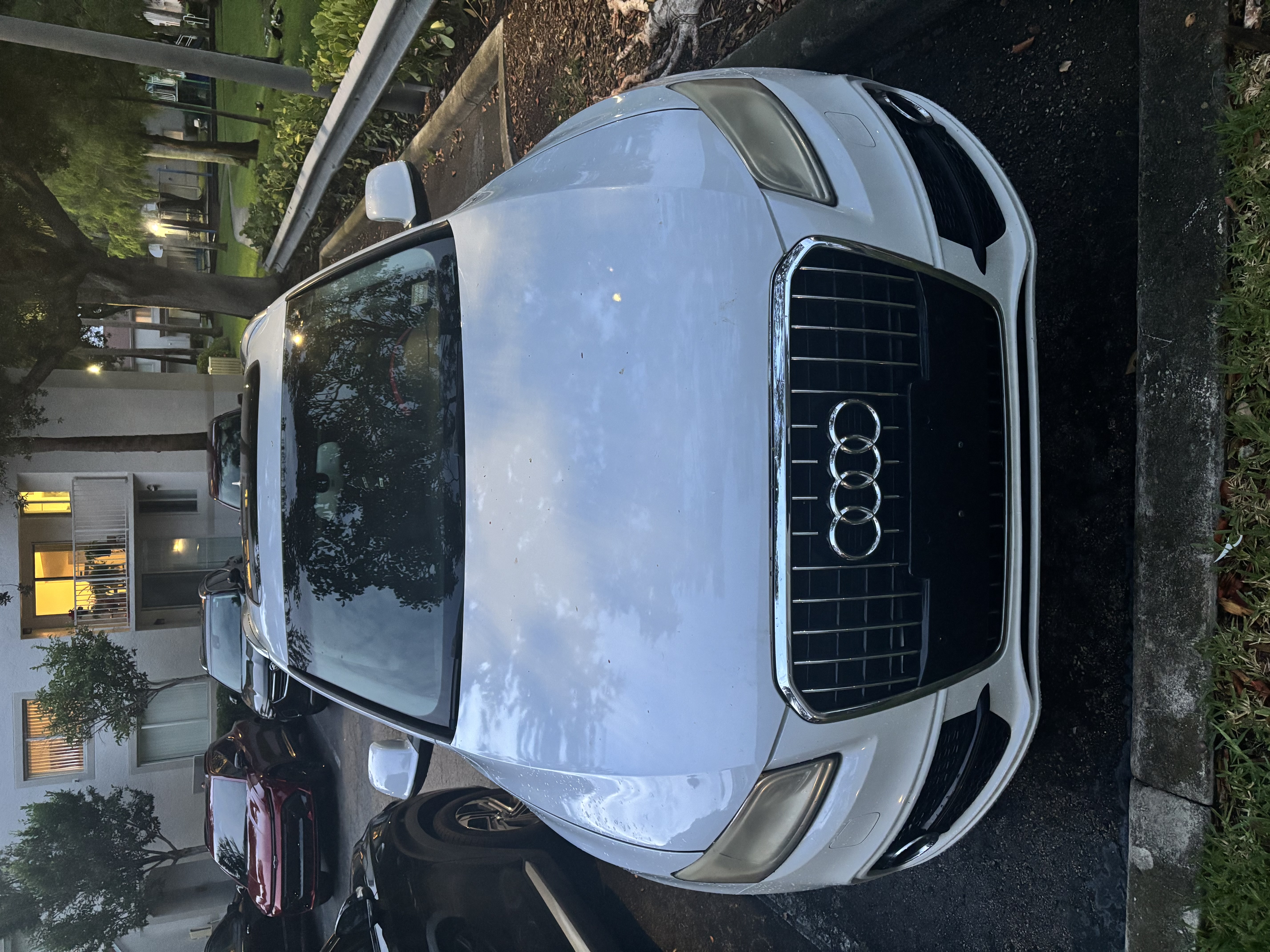 Used 2013 Audi Q5 3.0T Premium Plus w/ Audi MMI Navigation Plus Pkg AWD/4WD image 9
