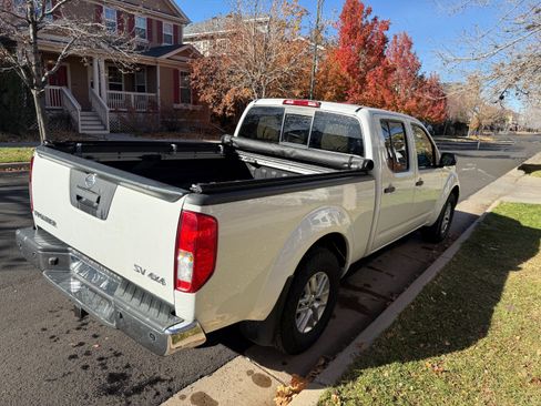 Used 2015 Nissan Frontier SV w/ SV Value Truck Package image 4