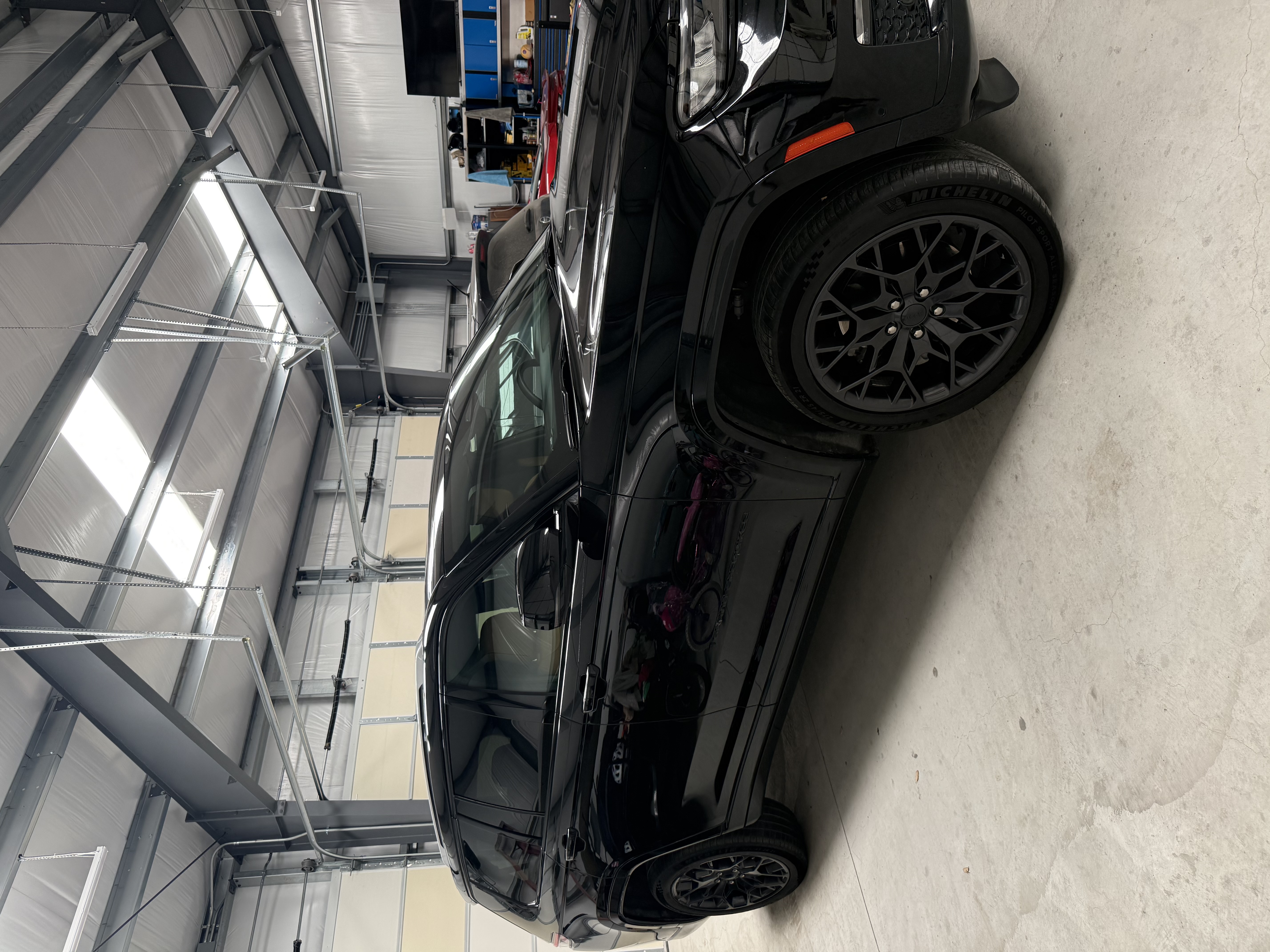 Used 2023 Jeep Grand Cherokee L Summit AWD/4WD image 4