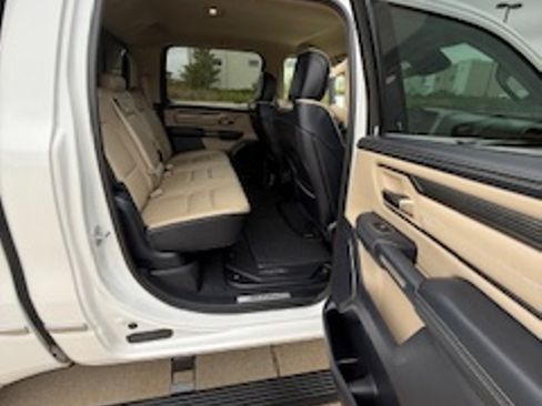 Used 2021 RAM 1500 Limited w/ Advanced Safety Group image 14