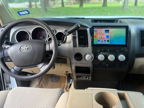 Used 2011 Toyota Tundra 2WD Double Cab image 12