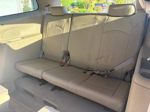 Used 2011 Buick Enclave CXL w/ Trailering Provision Package AWD/4WD image 10
