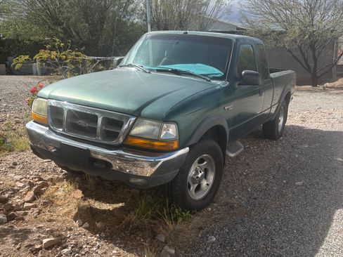 Used 1999 Ford Ranger XLT image 2