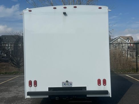 Used 2024 Ford E-450 and Econoline 450 Super Duty w/ Motorhome Prep Package image 4